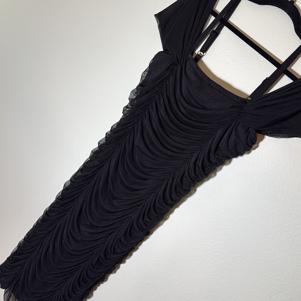 Torrid size 2 Black Mesh Ruched Cold Shoulder Bodycon Dress - Picture 7 of 13